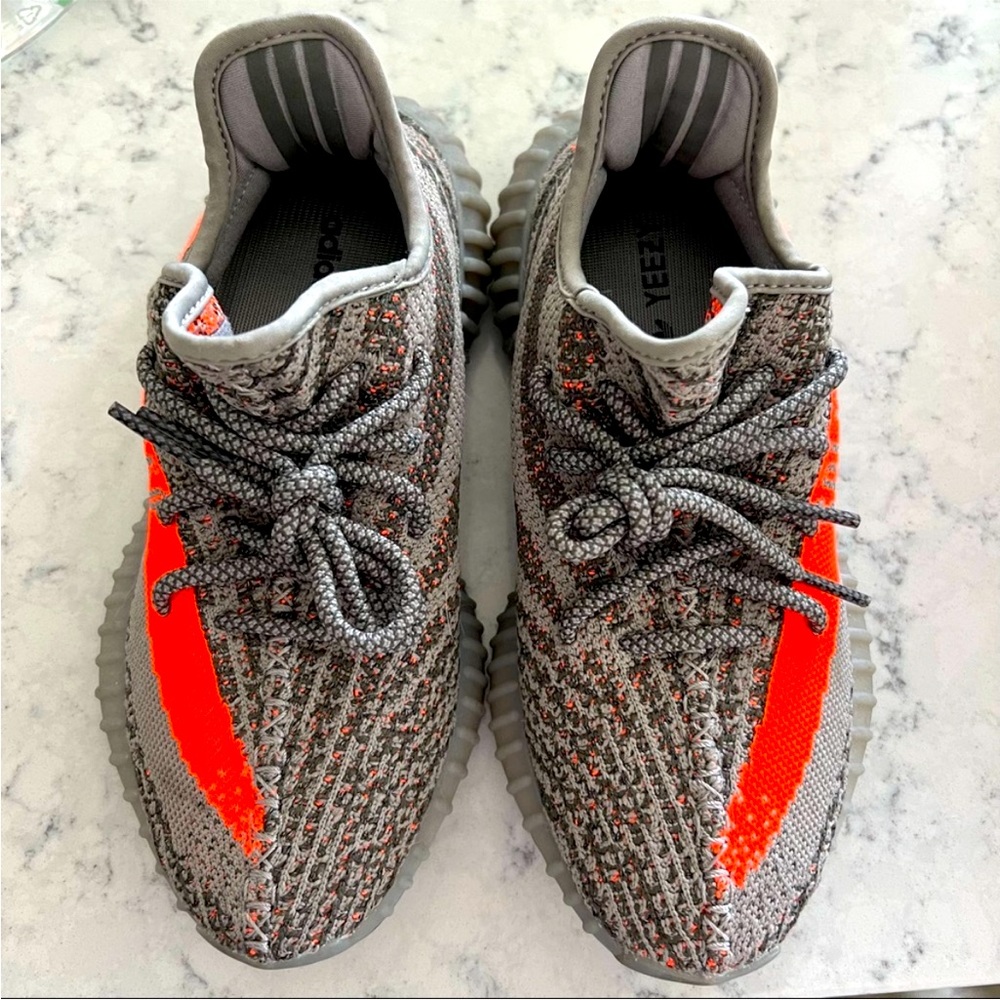 YEEZY BOOST 350 V2 BELUGA